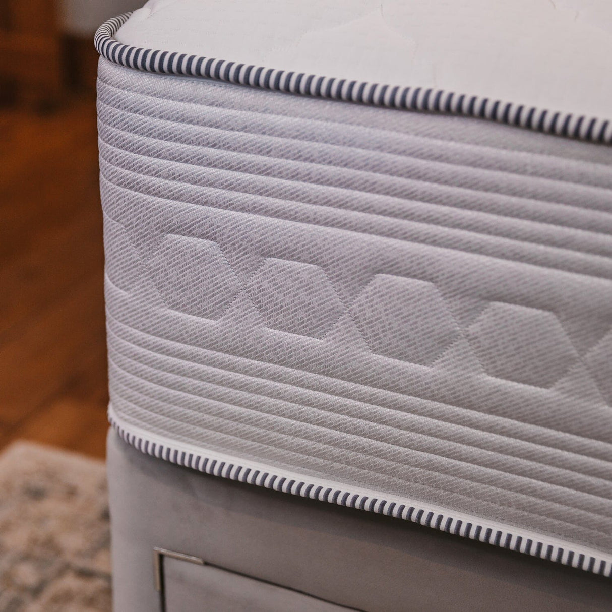 Sophia Briar-Rose Clemence 1000 Pocket Sprung Memory Foam Luxury Divan Bed Set Divan Bed Set Divan Base Direct