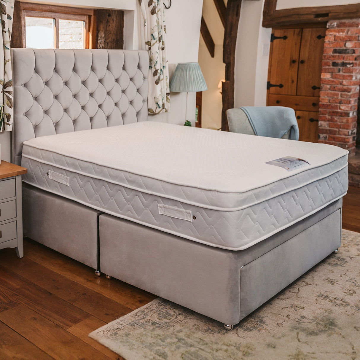 Sophia Briar-Rose Alphonsine 1000 Pocket Sprung Encapsulated Memory Foam Hotel Divan Bed Set