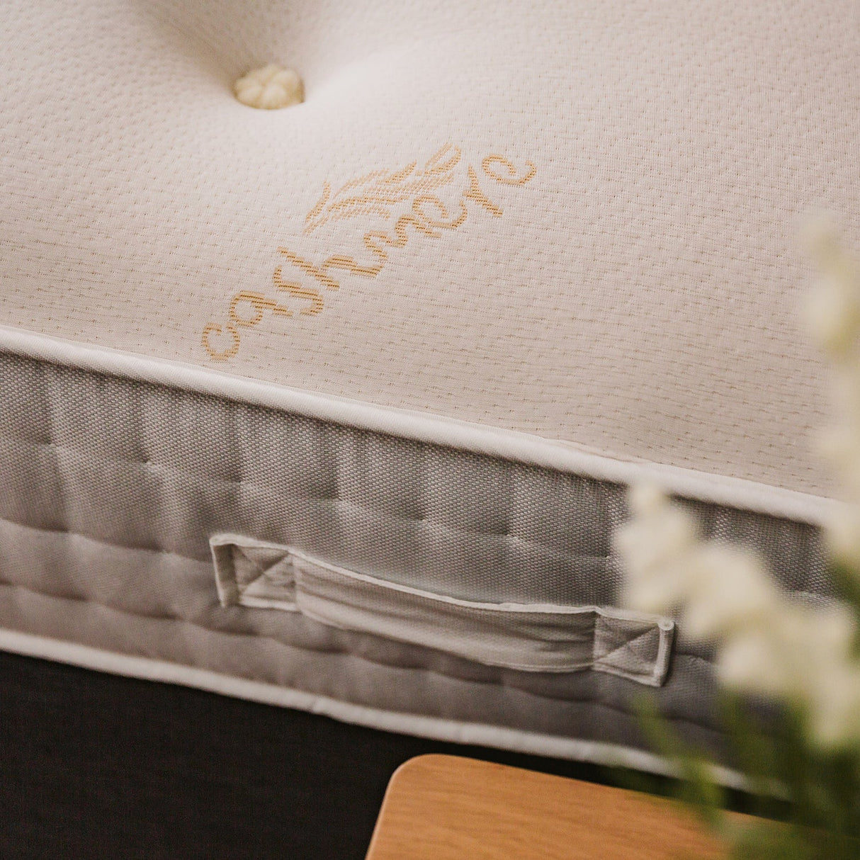 Cashmere Wool 1000 Pocket Sprung Hotel Divan Bed Set