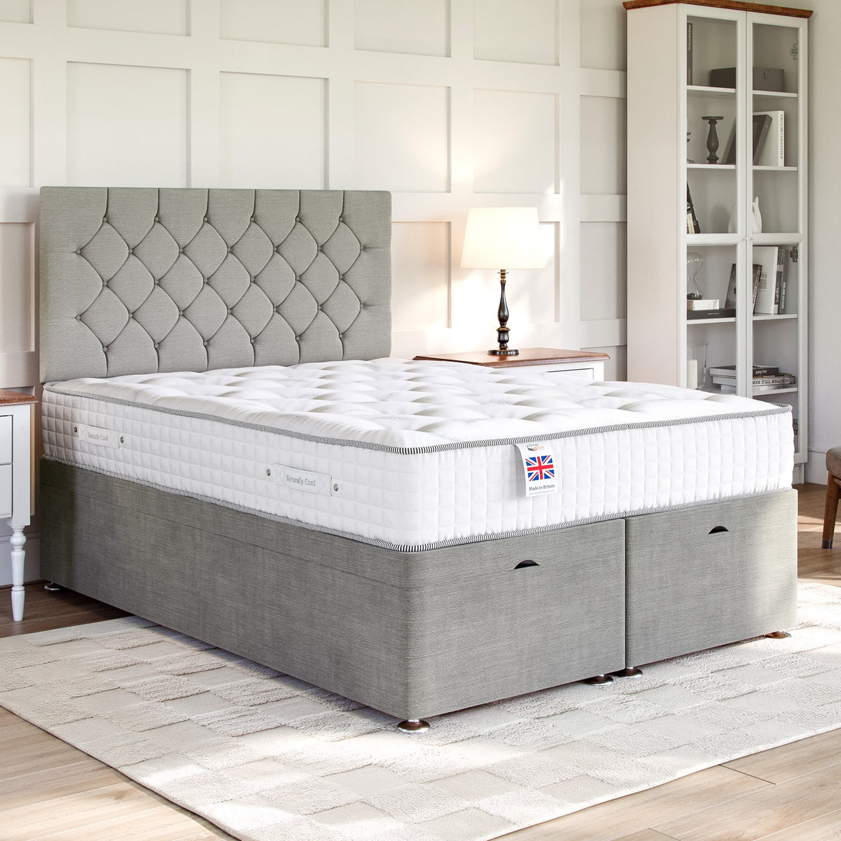 Chesterfield Ottoman Bed Set with Strutted Headboard