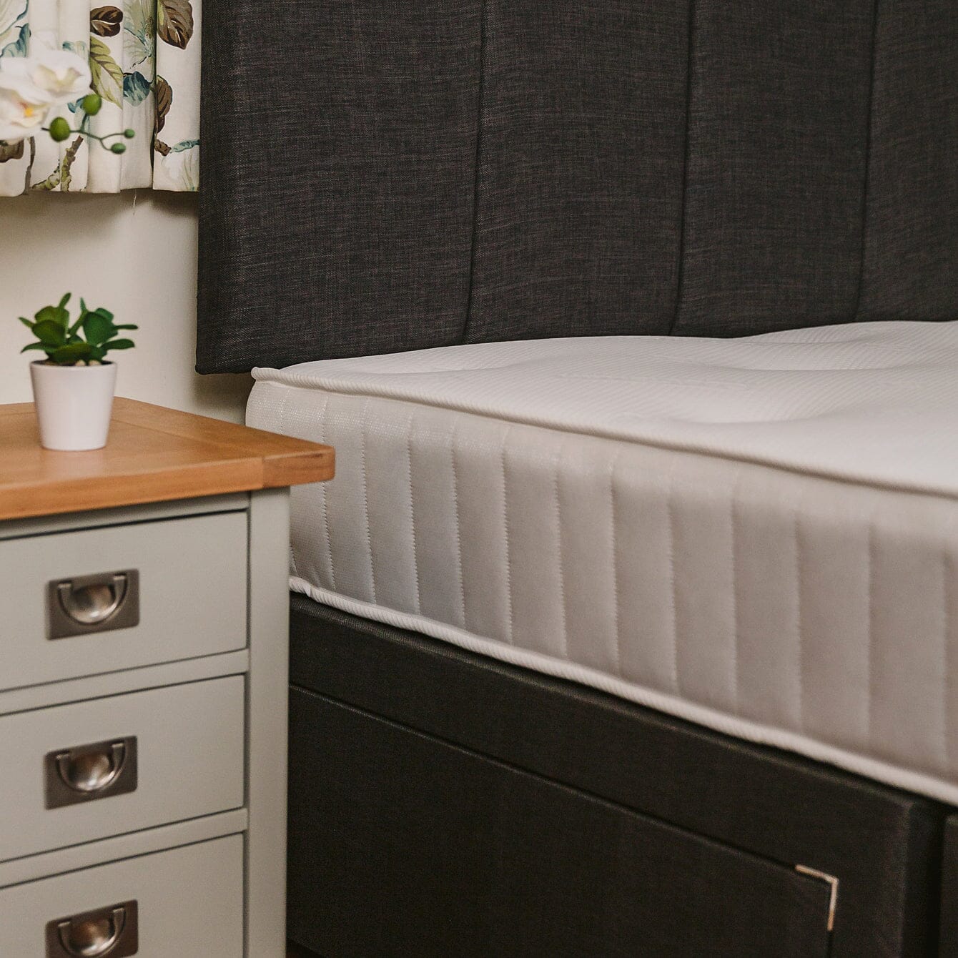 Pearl Orthopaedic Comfort Sprung Divan Bed Set Divan Bed Set Divan Base Direct 